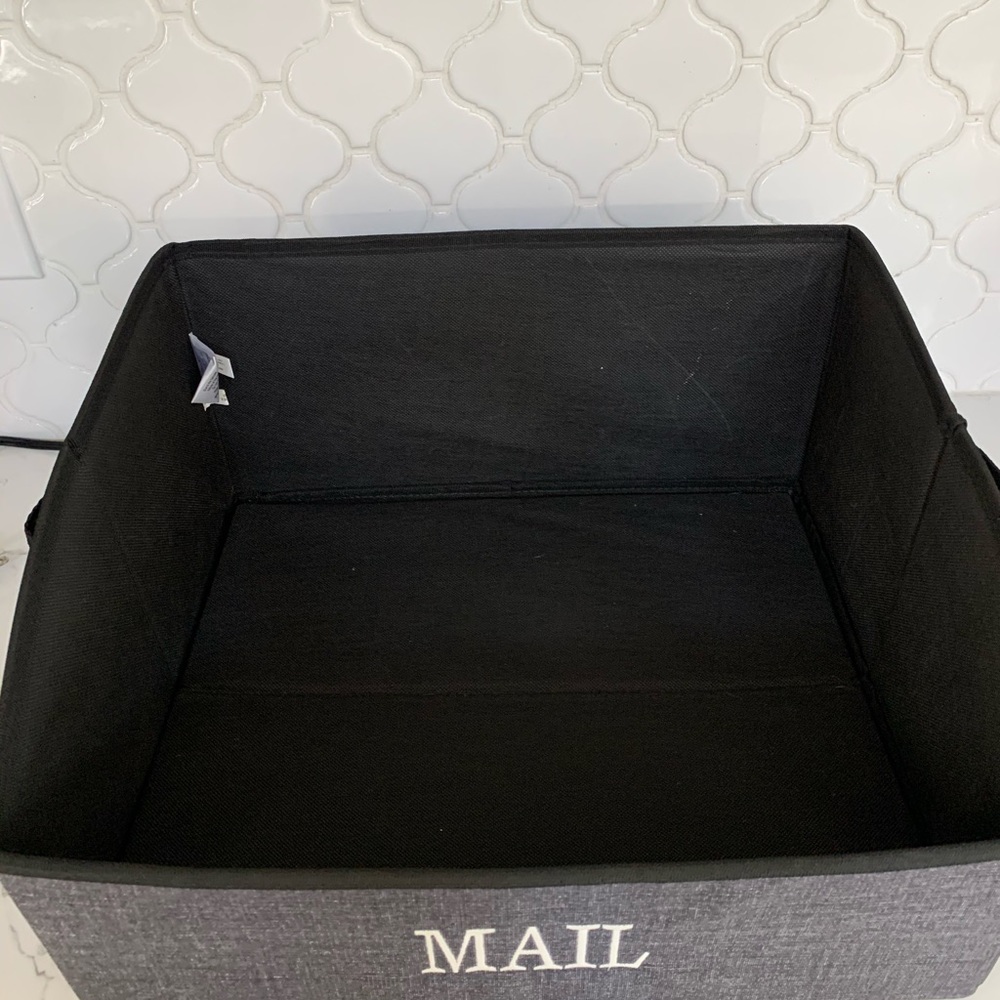 Thirty-one mail holder - Picture 2 of 6